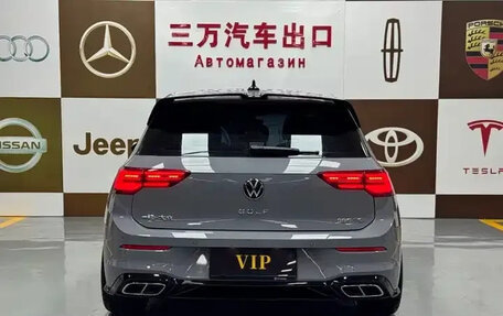 Volkswagen Golf VIII, 2023 год, 1 980 000 рублей, 5 фотография