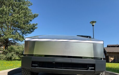 Tesla Cybertruck, 2024 год, 11 990 000 рублей, 3 фотография