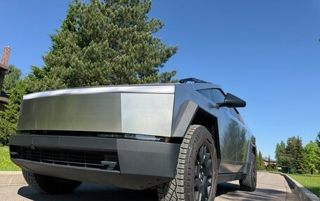 Tesla Cybertruck, 2024 год, 11 990 000 рублей, 10 фотография