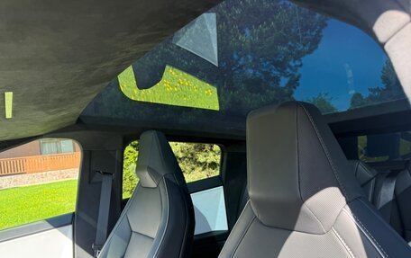 Tesla Cybertruck, 2024 год, 11 990 000 рублей, 7 фотография