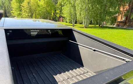 Tesla Cybertruck, 2024 год, 11 990 000 рублей, 11 фотография