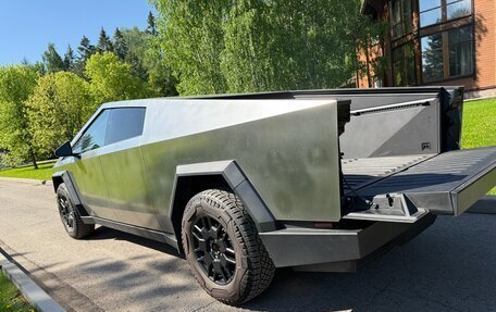 Tesla Cybertruck, 2024 год, 11 990 000 рублей, 15 фотография