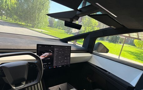 Tesla Cybertruck, 2024 год, 11 990 000 рублей, 30 фотография