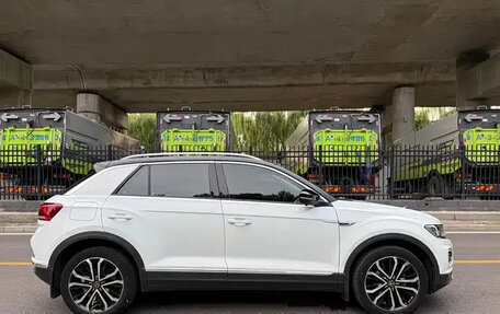 Volkswagen T-Roc I, 2021 год, 1 570 300 рублей, 8 фотография