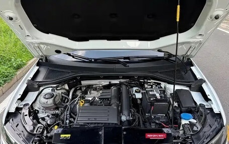 Volkswagen T-Roc I, 2021 год, 1 570 300 рублей, 17 фотография