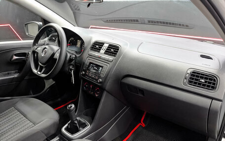 Volkswagen Polo VI (EU Market), 2019 год, 995 000 рублей, 13 фотография