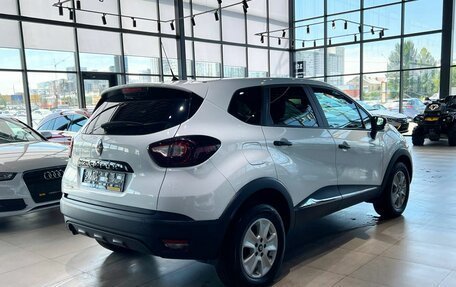 Renault Kaptur I рестайлинг, 2017 год, 1 490 000 рублей, 5 фотография