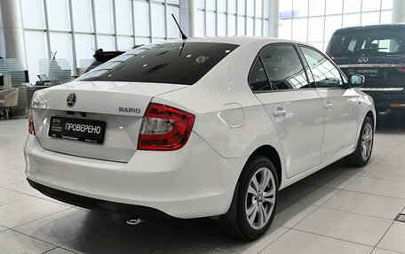 Skoda Rapid I, 2014 год, 850 000 рублей, 6 фотография