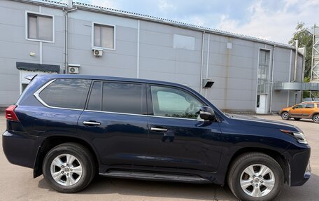 Lexus LX III, 2017 год, 6 300 000 рублей, 3 фотография