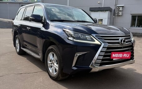 Lexus LX III, 2017 год, 6 300 000 рублей, 2 фотография