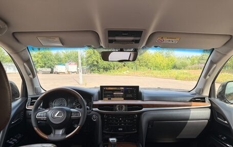 Lexus LX III, 2017 год, 6 300 000 рублей, 6 фотография
