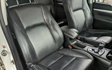Toyota Hilux VIII, 2015 год, 2 490 000 рублей, 21 фотография