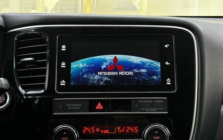 Mitsubishi Outlander III рестайлинг 3, 2018 год, 1 950 000 рублей, 18 фотография