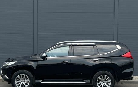 Mitsubishi Pajero Sport III рестайлинг, 2017 год, 2 570 000 рублей, 13 фотография