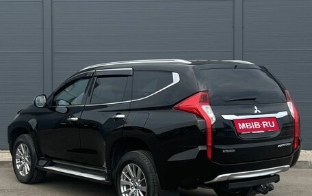 Mitsubishi Pajero Sport III рестайлинг, 2017 год, 2 570 000 рублей, 12 фотография