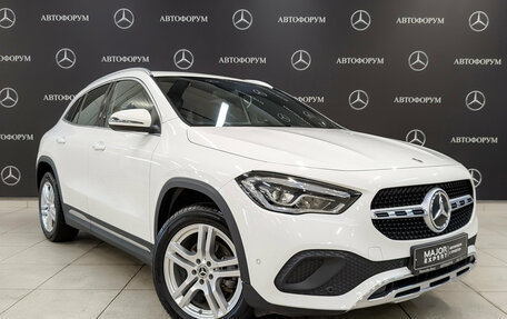 Mercedes-Benz GLA, 2020 год, 3 185 000 рублей, 3 фотография