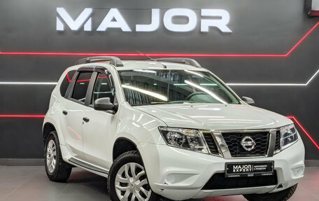 Nissan Terrano III, 2018 год, 1 590 000 рублей, 3 фотография