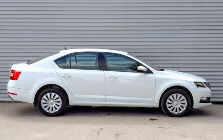 Skoda Octavia, 2020 год, 1 830 000 рублей, 4 фотография