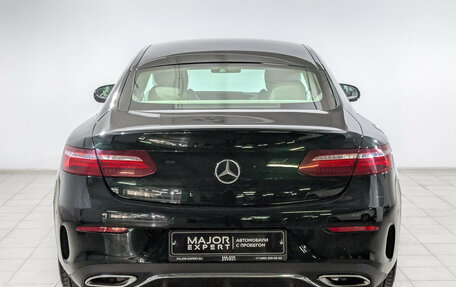 Mercedes-Benz E-Класс, 2020 год, 4 150 000 рублей, 6 фотография