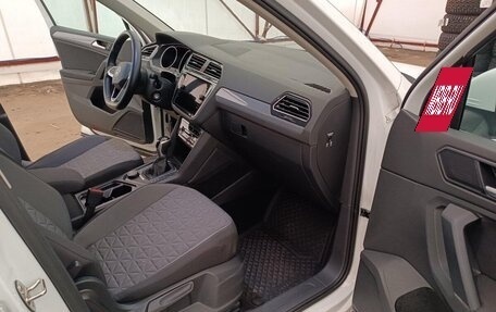 Volkswagen Tiguan II, 2021 год, 3 590 000 рублей, 14 фотография
