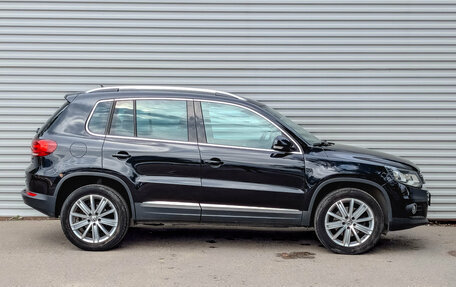 Volkswagen Tiguan I, 2015 год, 1 870 000 рублей, 4 фотография