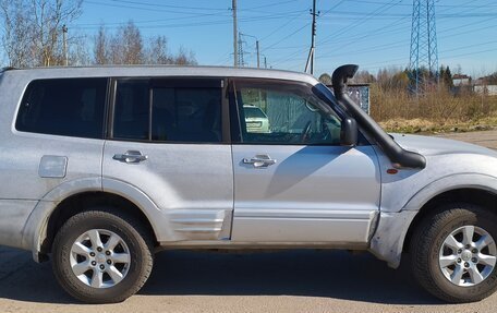 Mitsubishi Pajero III рестайлинг, 2000 год, 1 200 000 рублей, 3 фотография