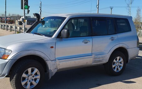 Mitsubishi Pajero III рестайлинг, 2000 год, 1 200 000 рублей, 4 фотография