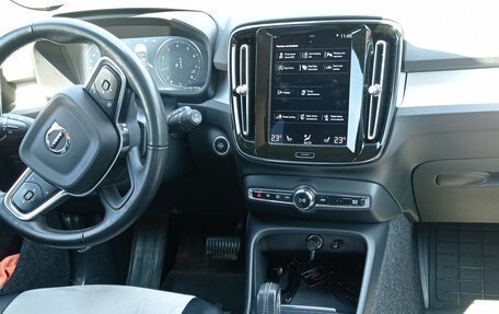 Volvo XC40 I, 2021 год, 3 500 000 рублей, 4 фотография