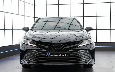 Toyota Camry, 2018 год, 2 790 000 рублей, 2 фотография