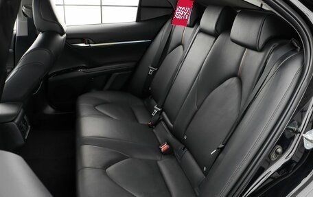 Toyota Camry, 2018 год, 2 790 000 рублей, 10 фотография