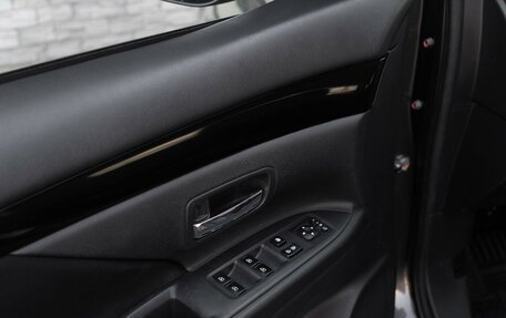 Mitsubishi Outlander III рестайлинг 3, 2019 год, 2 049 000 рублей, 8 фотография