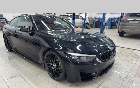 BMW M4, 2019 год, 7 600 000 рублей, 39 фотография