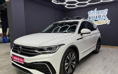 Volkswagen Tiguan II, 2022 год, 3 600 000 рублей, 1 фотография