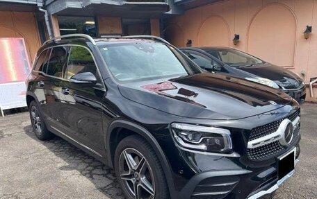 Mercedes-Benz GLB, 2023 год, 2 010 000 рублей, 1 фотография