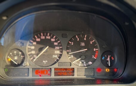 BMW 5 серия, 2000 год, 525 000 рублей, 16 фотография