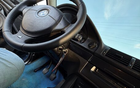 BMW 5 серия, 2000 год, 525 000 рублей, 19 фотография