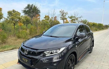 Honda Vezel, 2022 год, 1 293 000 рублей, 1 фотография