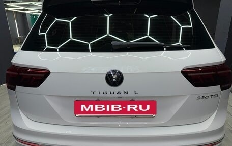 Volkswagen Tiguan II, 2022 год, 3 600 000 рублей, 5 фотография