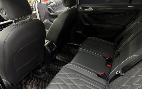 Volkswagen Tiguan II, 2022 год, 3 600 000 рублей, 17 фотография