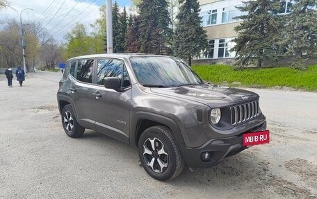 Jeep Renegade I рестайлинг, 2018 год, 1 750 000 рублей, 18 фотография