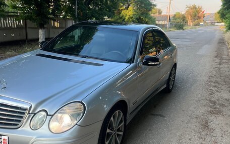 Mercedes-Benz E-Класс, 2006 год, 650 000 рублей, 3 фотография