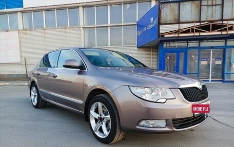 Skoda Superb III рестайлинг, 2012 год, 1 100 000 рублей, 2 фотография