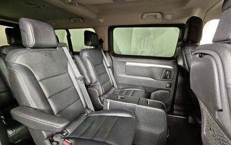 Peugeot Traveller I, 2021 год, 2 600 000 рублей, 13 фотография