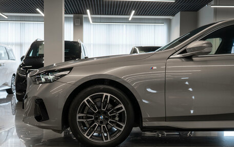 BMW 5 серия, 2024 год, 6 250 000 рублей, 26 фотография
