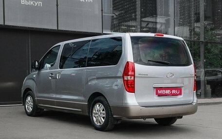 Hyundai H-1 II рестайлинг, 2016 год, 2 490 000 рублей, 7 фотография