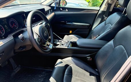 KIA K5, 2020 год, 2 500 000 рублей, 25 фотография