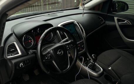 Opel Astra J, 2011 год, 620 000 рублей, 7 фотография