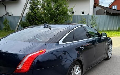 Jaguar XJ IV (X351), 2013 год, 1 940 000 рублей, 5 фотография