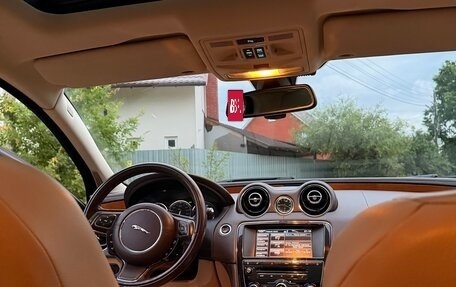 Jaguar XJ IV (X351), 2013 год, 1 940 000 рублей, 9 фотография