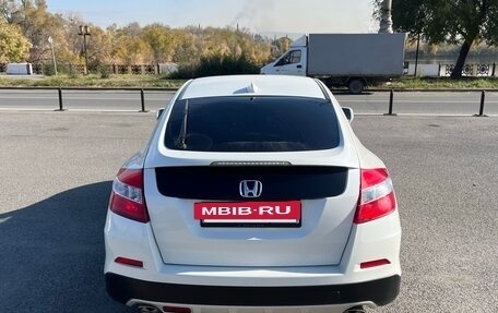 Honda Crosstour I рестайлинг, 2014 год, 1 900 000 рублей, 4 фотография